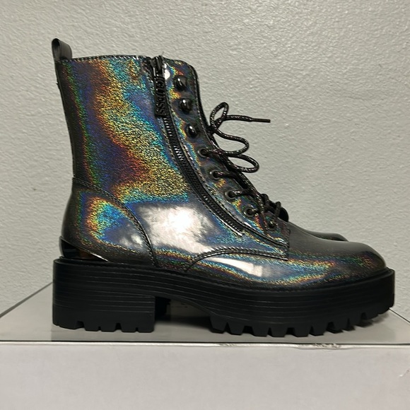 GUESS Fearne Combat Boot in Red - Picture 5 of 6